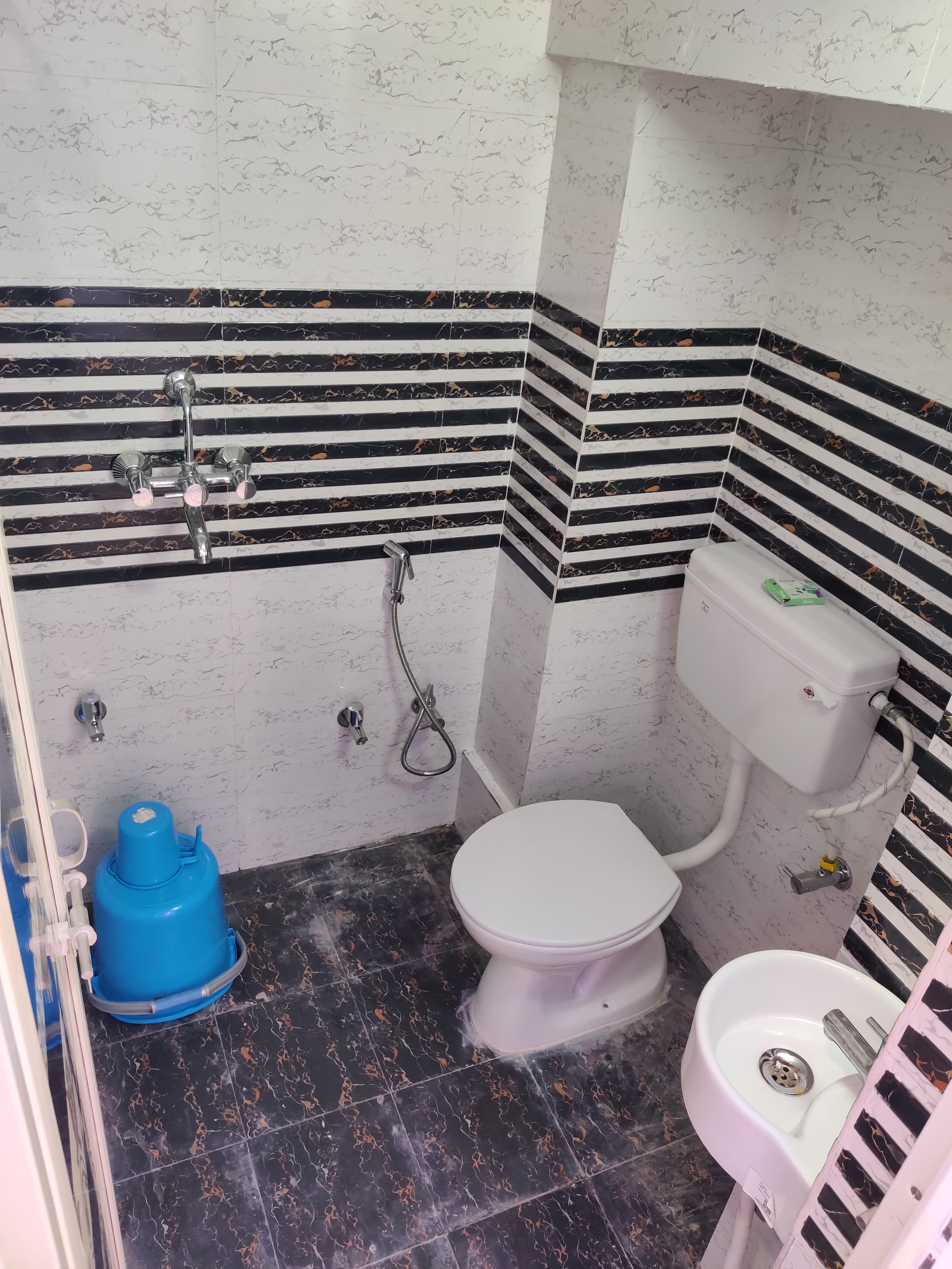 Shivangan homestay - Tap to explore photos