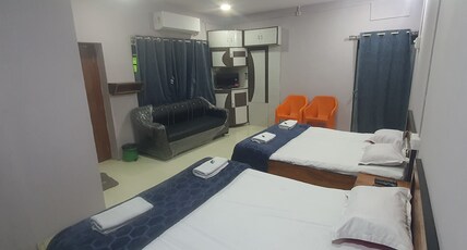 Hotel Family Stay Room Type - Family Room Air-condition
