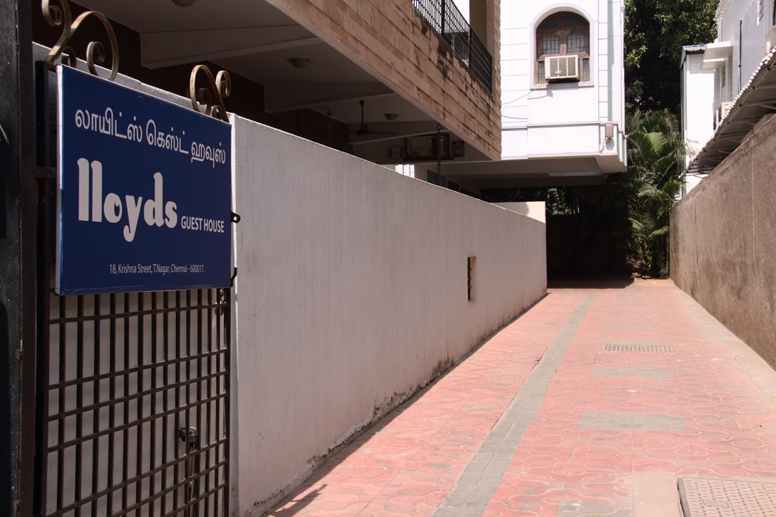 Lloyds Serviced Apartments - Tap to explore photos