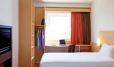 ibis Hermosillo Room Type - Standard room with twin beds
