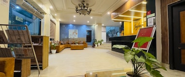 Hotel Jagdish Residency @ 2 mins drive to Railway Station