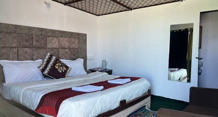 Crane Valley Pangong Room Type - Deluxe Room