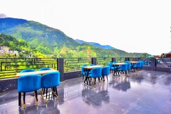 LA Riqueza Koala Inn Mcleod Ganj - Near to Dalai Lama Temple & Mall Road
