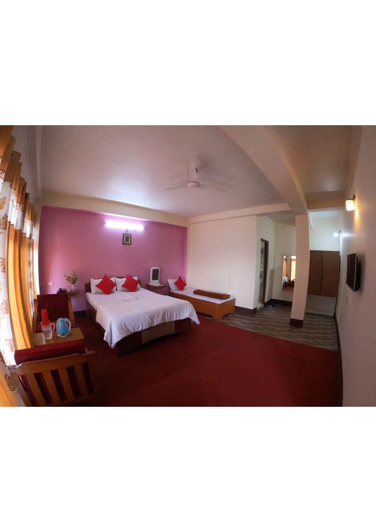 Crown Homestay - Tap to explore photos