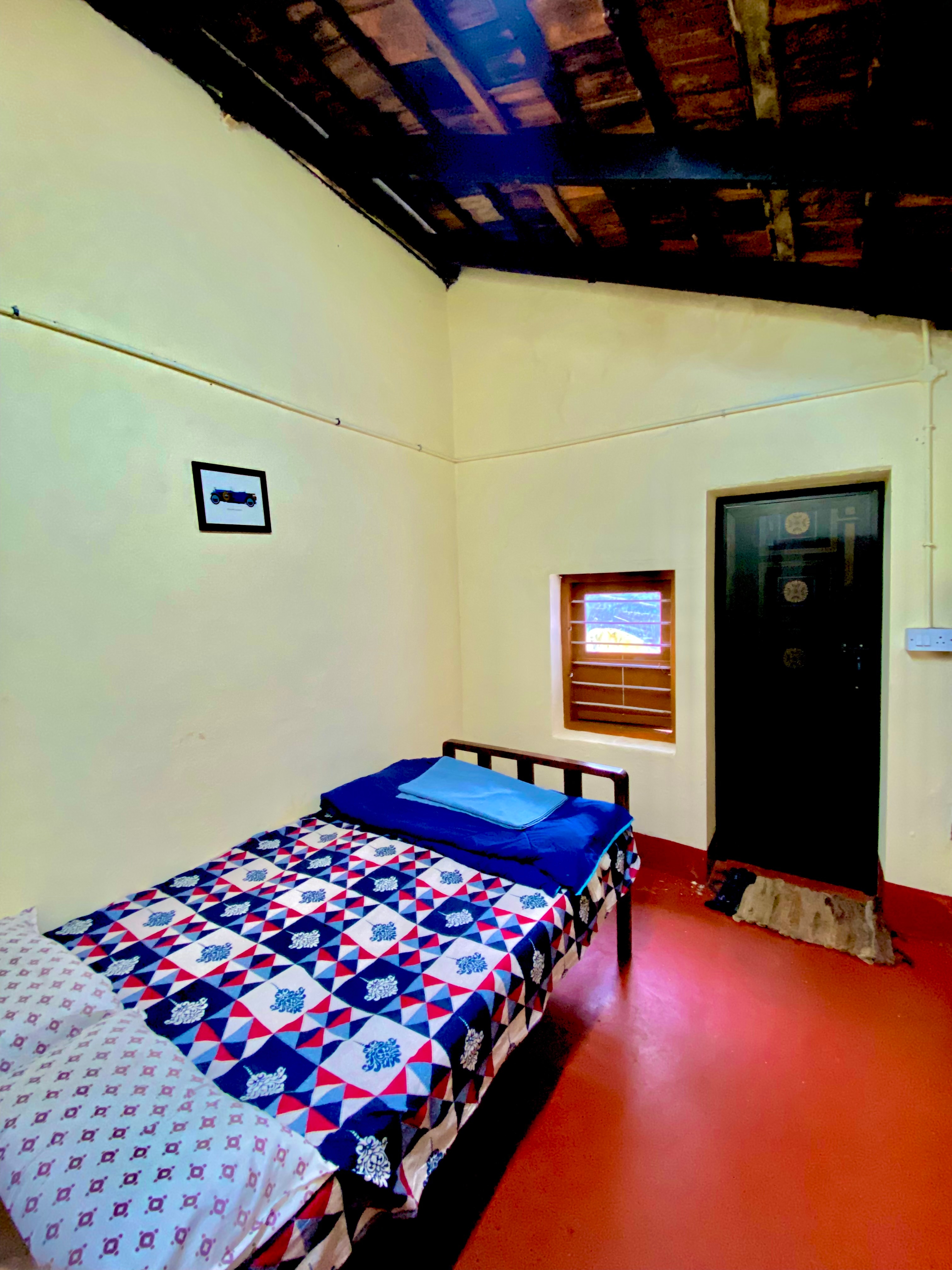 Dreamland Vintage Homestay - Tap to explore photos