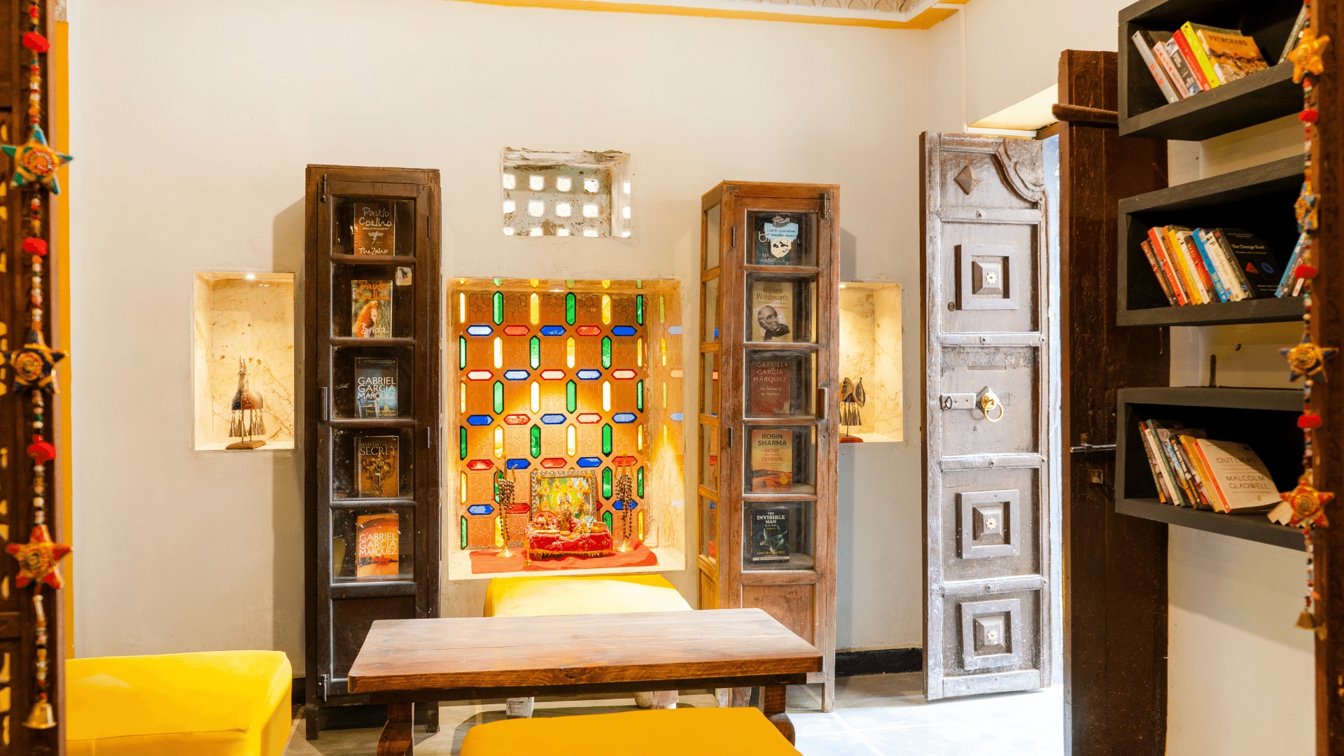 The Hosteller Udaipur | Rooms & Dorms - Tap to explore photos