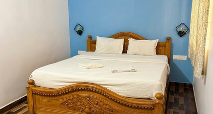 Celeste stay Room Type - Deluxe Spacious King Room with Balcony 202