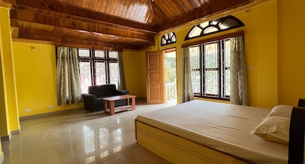 Hilltop Homestay Room Type - Double Deluxe with Shared Balcony