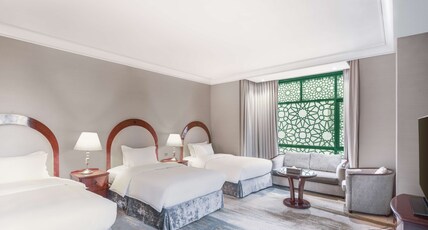 Madinah Hilton Room Type - JUNIOR SUITE TRIPLE BEDS