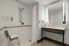 Hilton Garden Inn Cleveland Airport