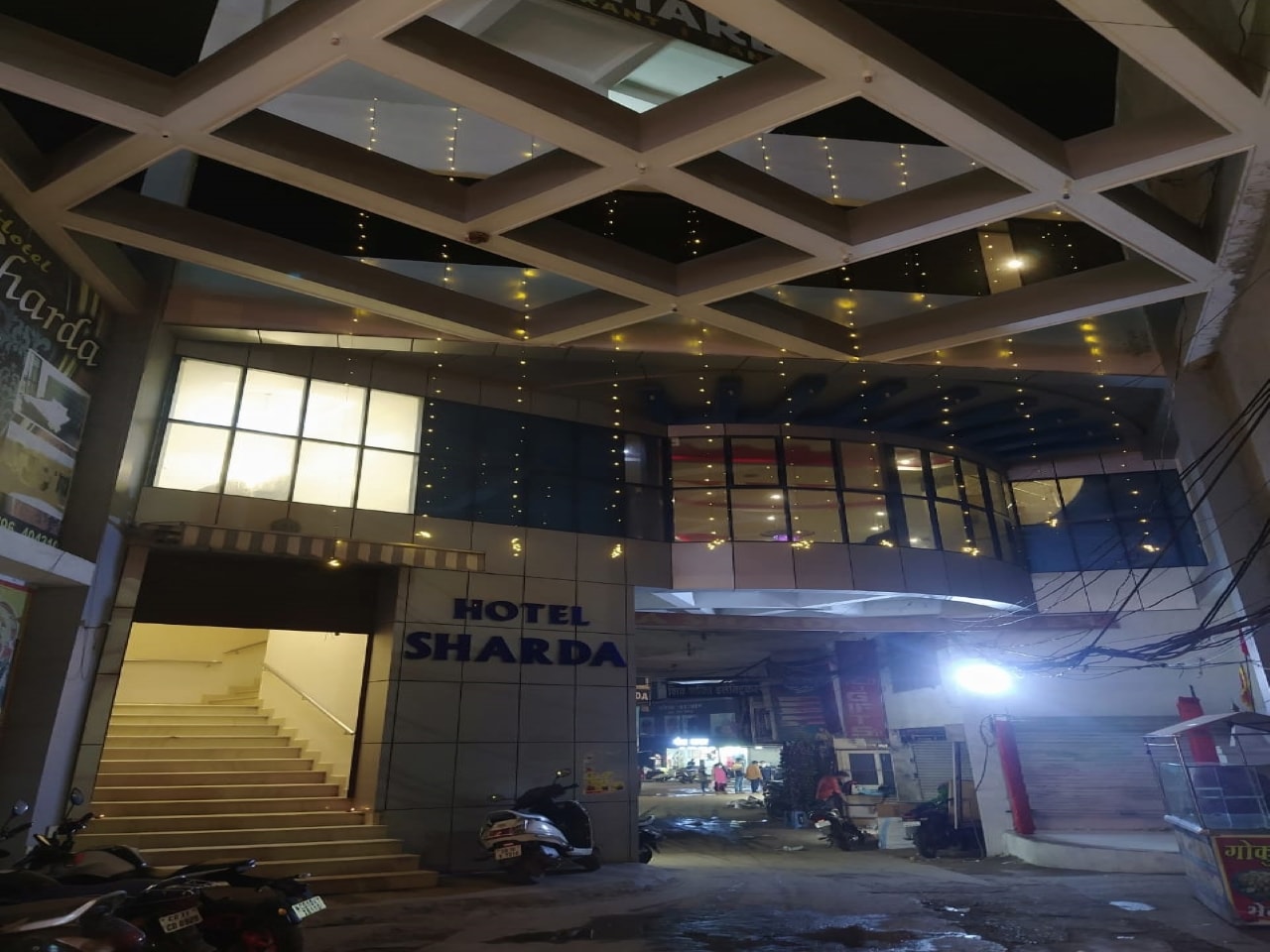 Hotel Sharda - Tap to explore photos
