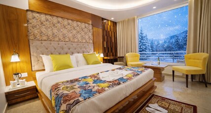 Abhilashi Residency & Spa - Centrally Heated Room Type - Deluxe Room with Balcony
