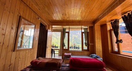 Rocky guest House Room Type - Deluxe Room with Balcony