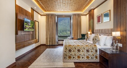 Misty Mountains Room Type - Luxury Room with Balcony
