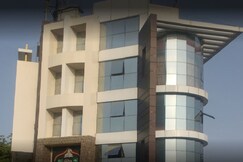 HOTEL SHREENATH PRIDE