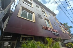 SIVASHAKTHI TOURIST HOME