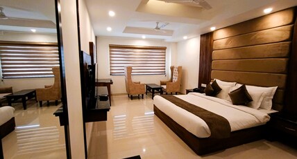 NJ Portico Room Type - Premium Suite Room with Seperate Living Area