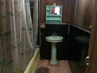 Houseboat New Swift - Tap to explore photos