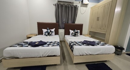 Clover Connect (Near DLF Cyber City,TCS  Infocity) Room Type - Deluxe Room Twin Bed AC