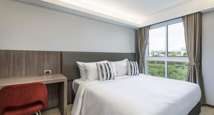 Maitria Hotel Rama 9 - A Chatrium Collection Room Type - Apartment - 1 Bedroom City View