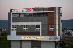 HOTEL GAYATRI LAKHERI