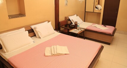 Hotel Vikram Palace Room Type - Family Room Triple Bed Air Conditioned