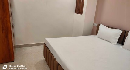 Hotel O Orca Tilak Nagar Room Type - Classic