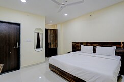 Hotel O Regal Edge