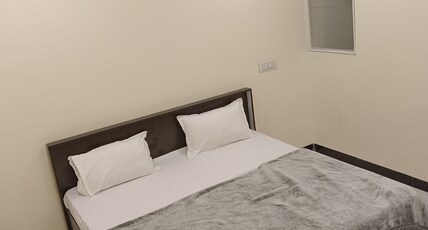 Hotel bhagwati palace Room Type - 202