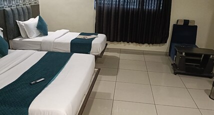 HOTEL SHIV RESIDENCY Room Type - Deluxe Room