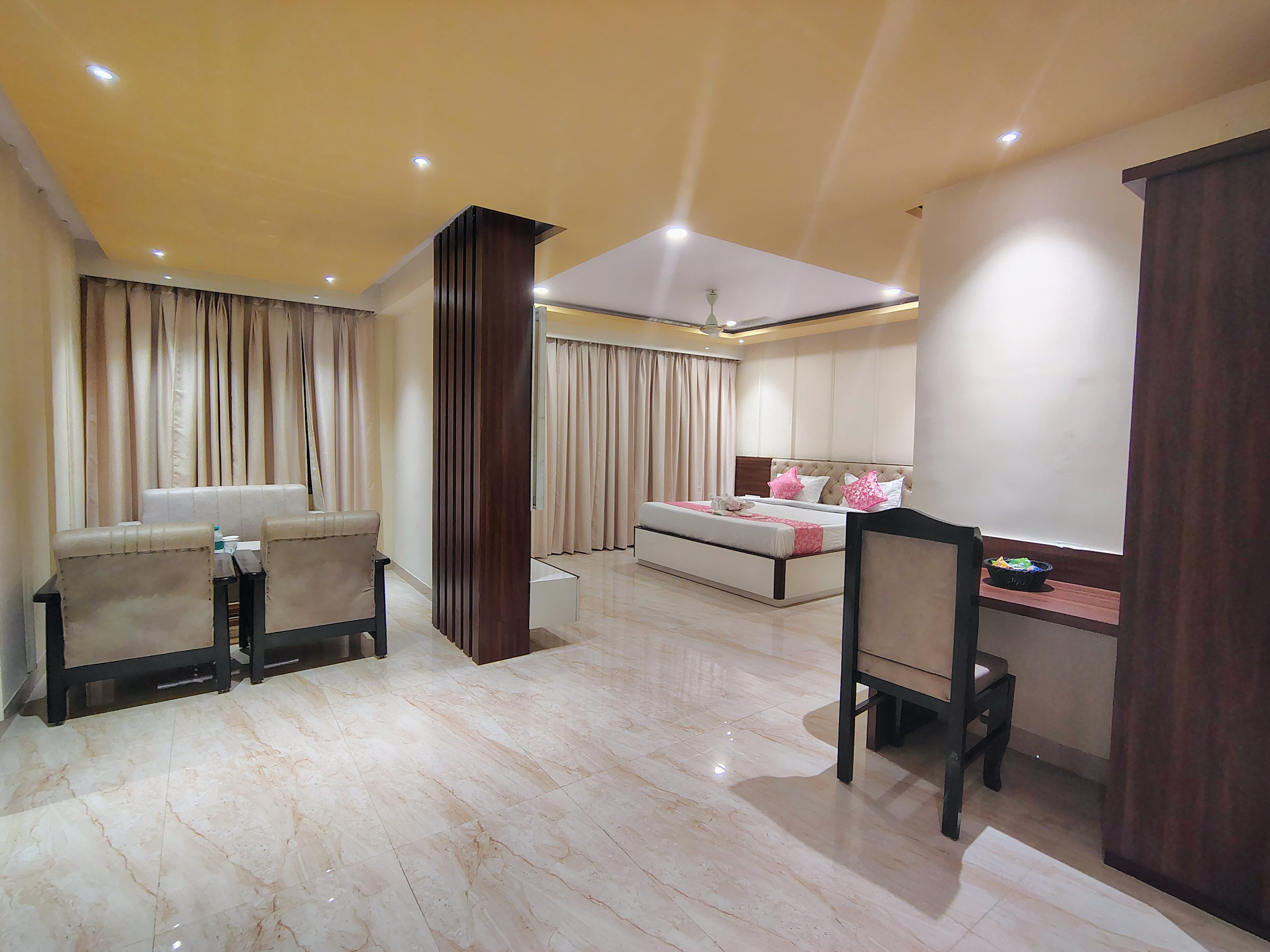 Hotel Rudraksh Inn - Tap to explore photos
