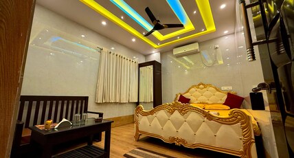 HOTEL AJ PLAZA Room Type - Standard delux room non river view