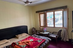 Vivek Guest House