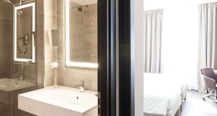 Novotel Brescia 2 Room Type - Superior room with two single beds