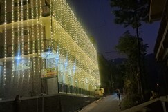 PC KUNJ HOMESTAY & RESTAURANT