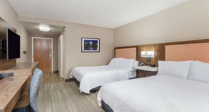 Hampton Inn Harrisburg-East/Hershey Room Type - 2 DBL MOB HEAR ACC W TUB