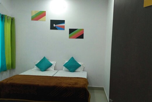 Fabroom Suites