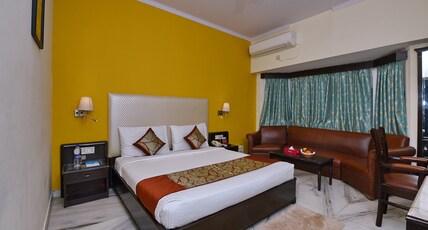 The Beaufort Inn Room Type - Premium Room with Smart TV