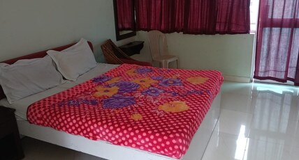 FLGHR Cozy Grande Residency Room Type - Deluxe Room