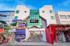 Hotel O Hotel Shakun Palace
