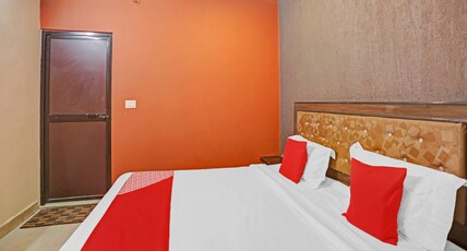 Hotel O Signature View Room Type - Classic