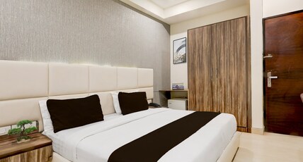 Townhouse Hotel Sec- 54 Golf Course Road Room Type - Classic