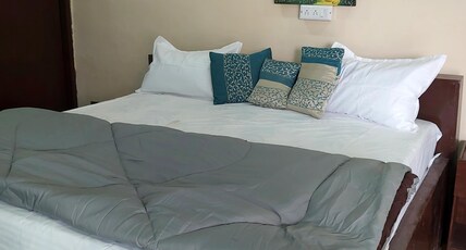 Aaranyam The Whispering Oaks Room Type - Bedroom 1