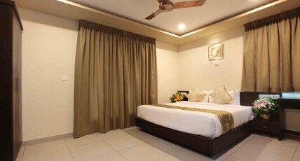 CASA in Luxury Suites Room Type - Executive Room AC with balcony