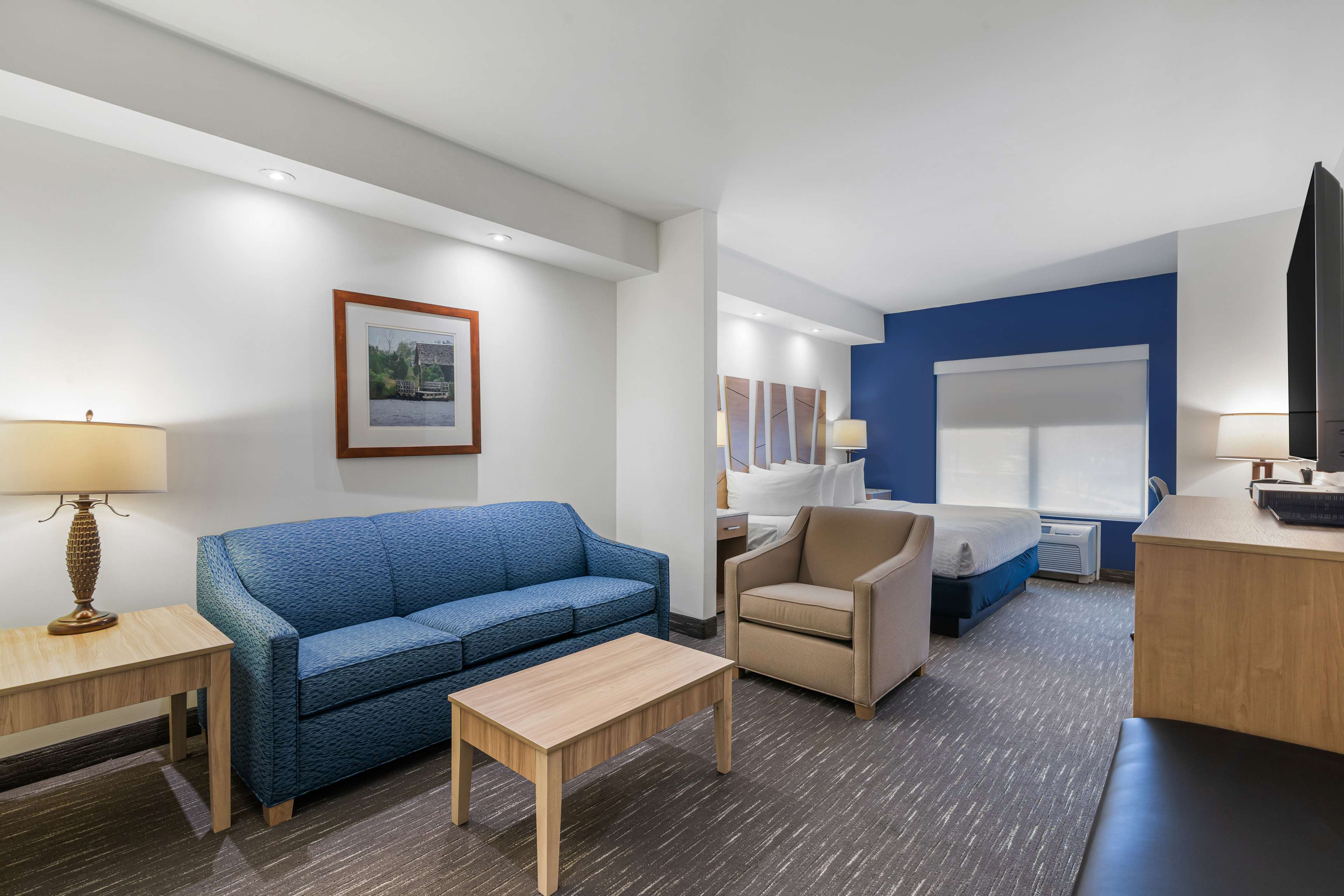 Best Western Plus Westgate Inn & Suites - Tap to explore photos