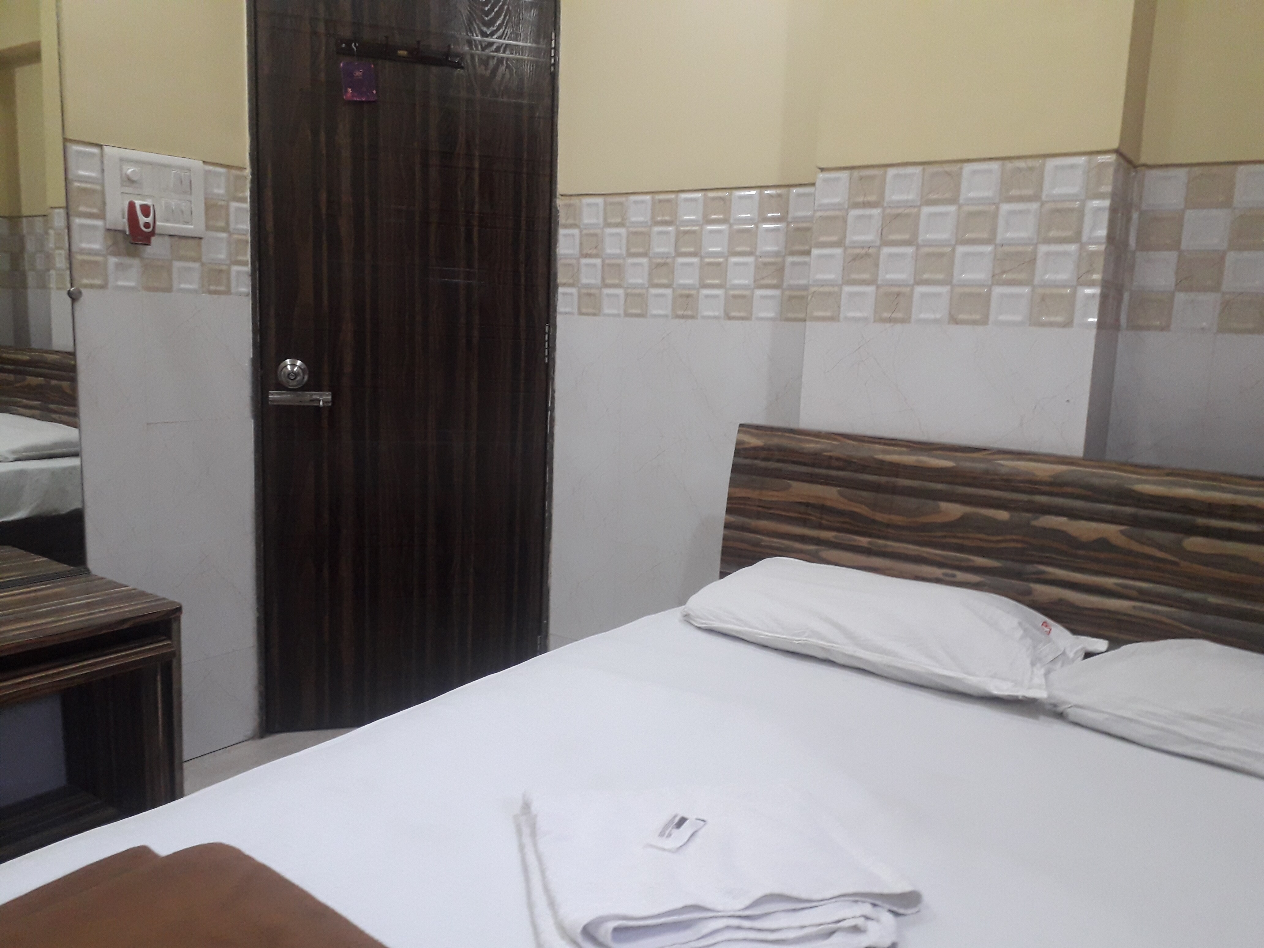 Shree Residency - Tap to explore photos