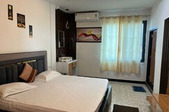 MK Hotel
