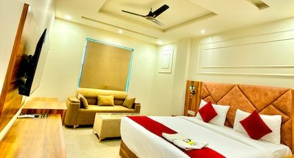 Hotel Majestic Heights Room Type - Premium Room With Sofa Table Hotel Majestic Heights Room Type - Premium Room With Sofa Table