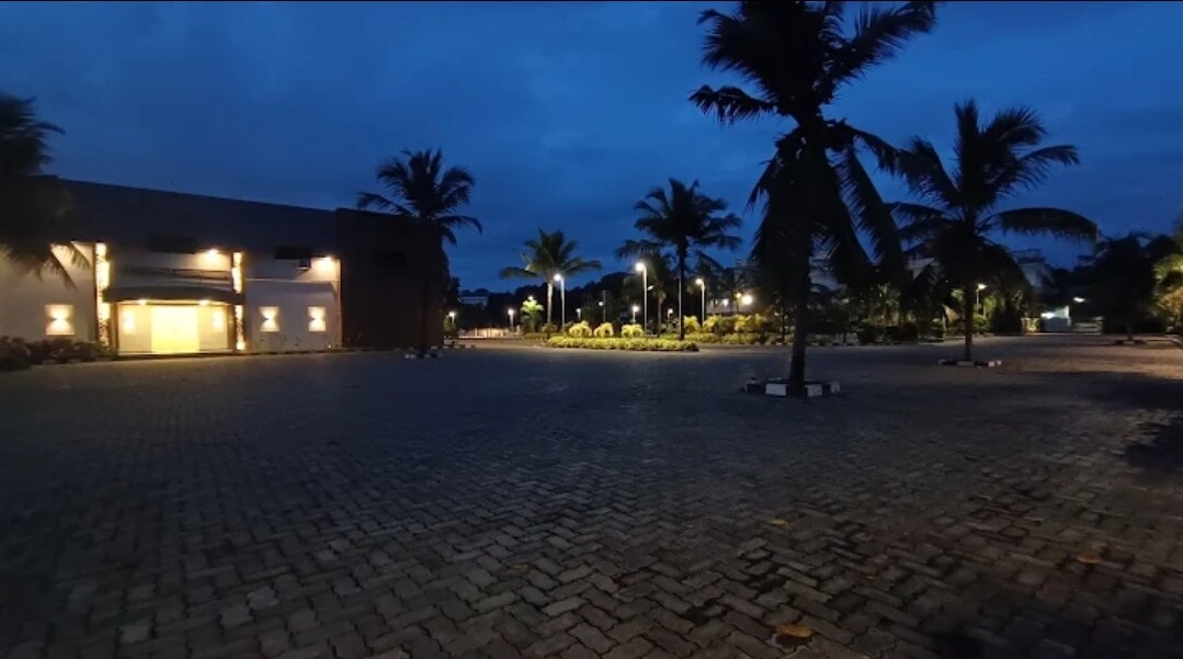 ERAM INTERNATIONAL CONVENTION AND EXHIBITION CENTRE - Tap to explore photos