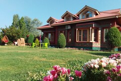 Golden Resort